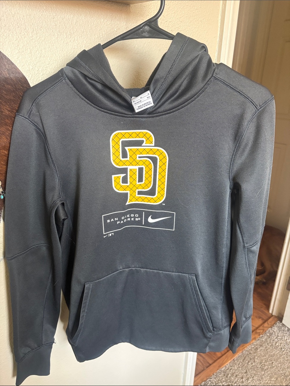 Nike Black Crewneck Sweatshirt with Yellow SD Logo YM